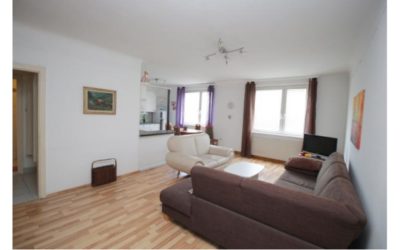 Top gepflegte 2 zimmer mit u bahn vor der tür
