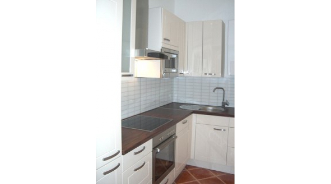 Topsanierter altbau 2 zimmer hofruhelage