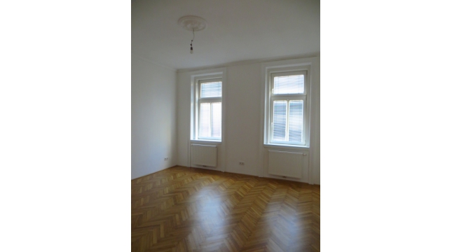 Topsanierter 2 zimmer altbau erstbezug