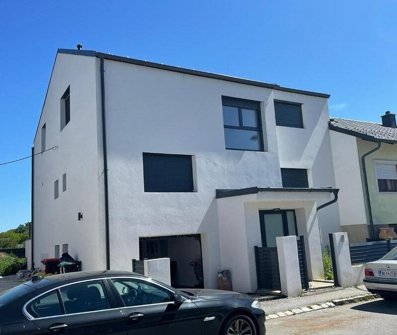 TRAUMHAFTE FAMILIENVILLA!