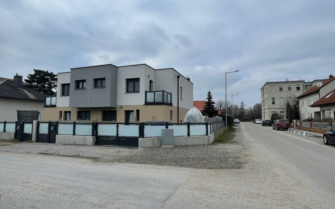 FAMILIENHIT! Doppelhaushälfte mit Einbauküche!