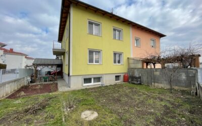 GROSSE DOPPELHAUSHÄLFTE in Gänserndorf Stadt!