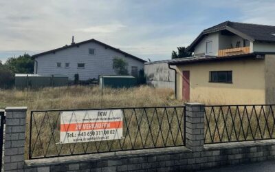 BAUGRUNDSTÜCK MIT BAUBEWILLIGTEM DOPPELHAUSPROJEKT!