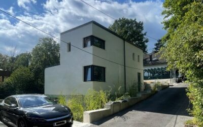 Moderne Luxusvilla mit Traumblick in beliebter Lage!