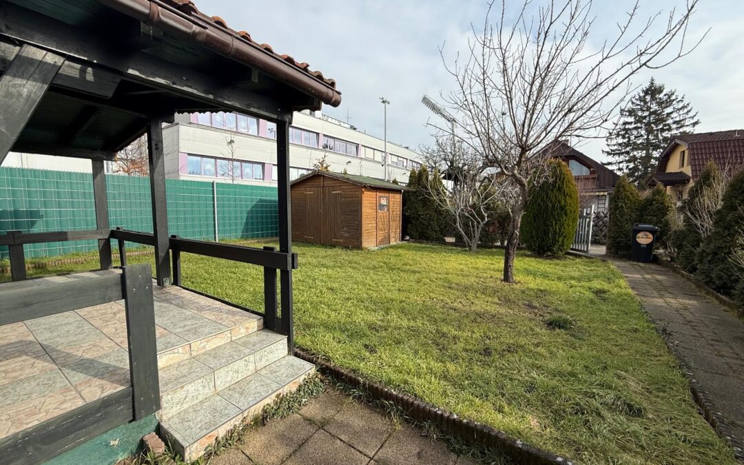 Kleingartengrundstück direkt an der U1!